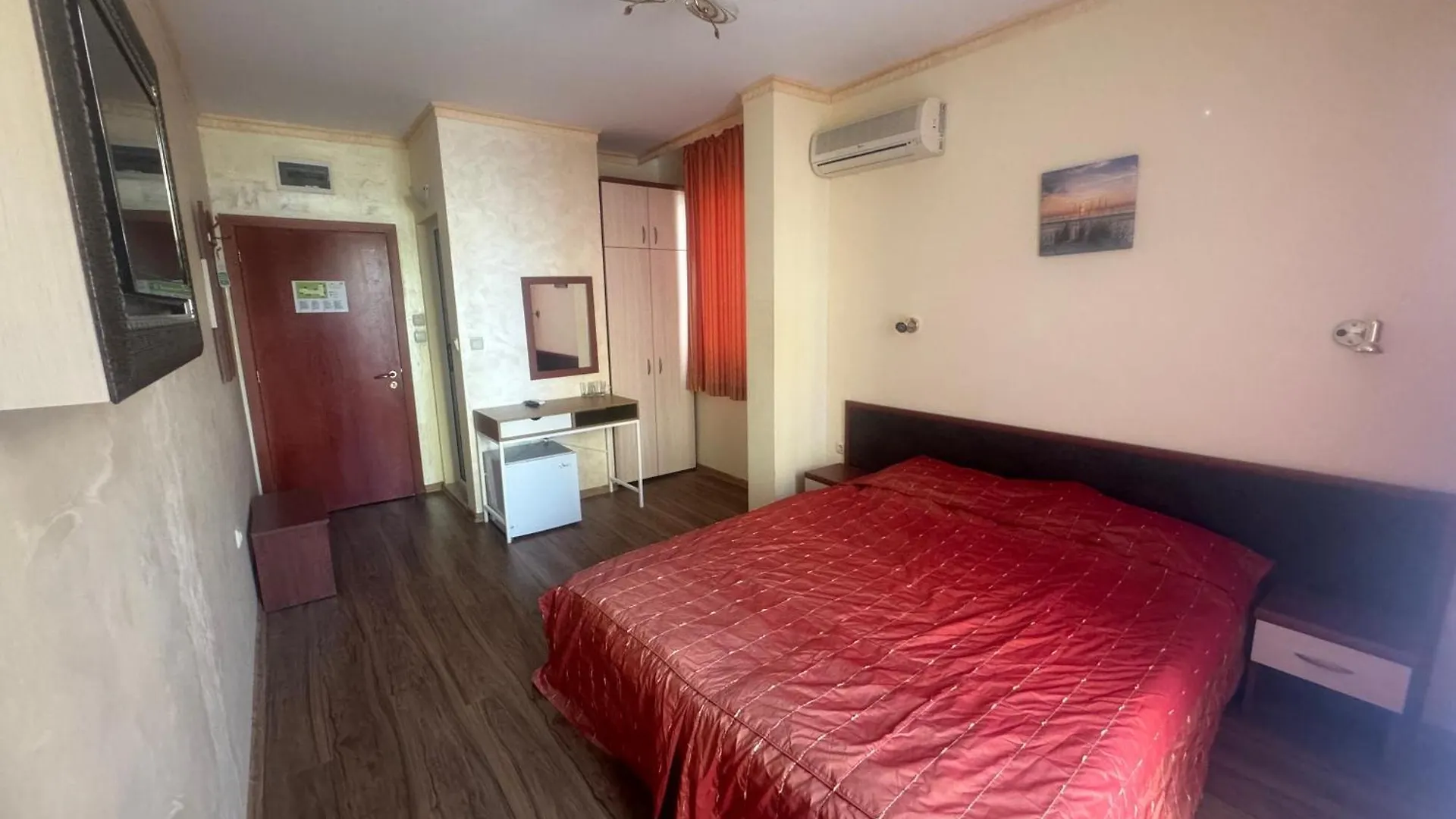 Family Hotel Baha Suites Sunny Beach Affittacamere