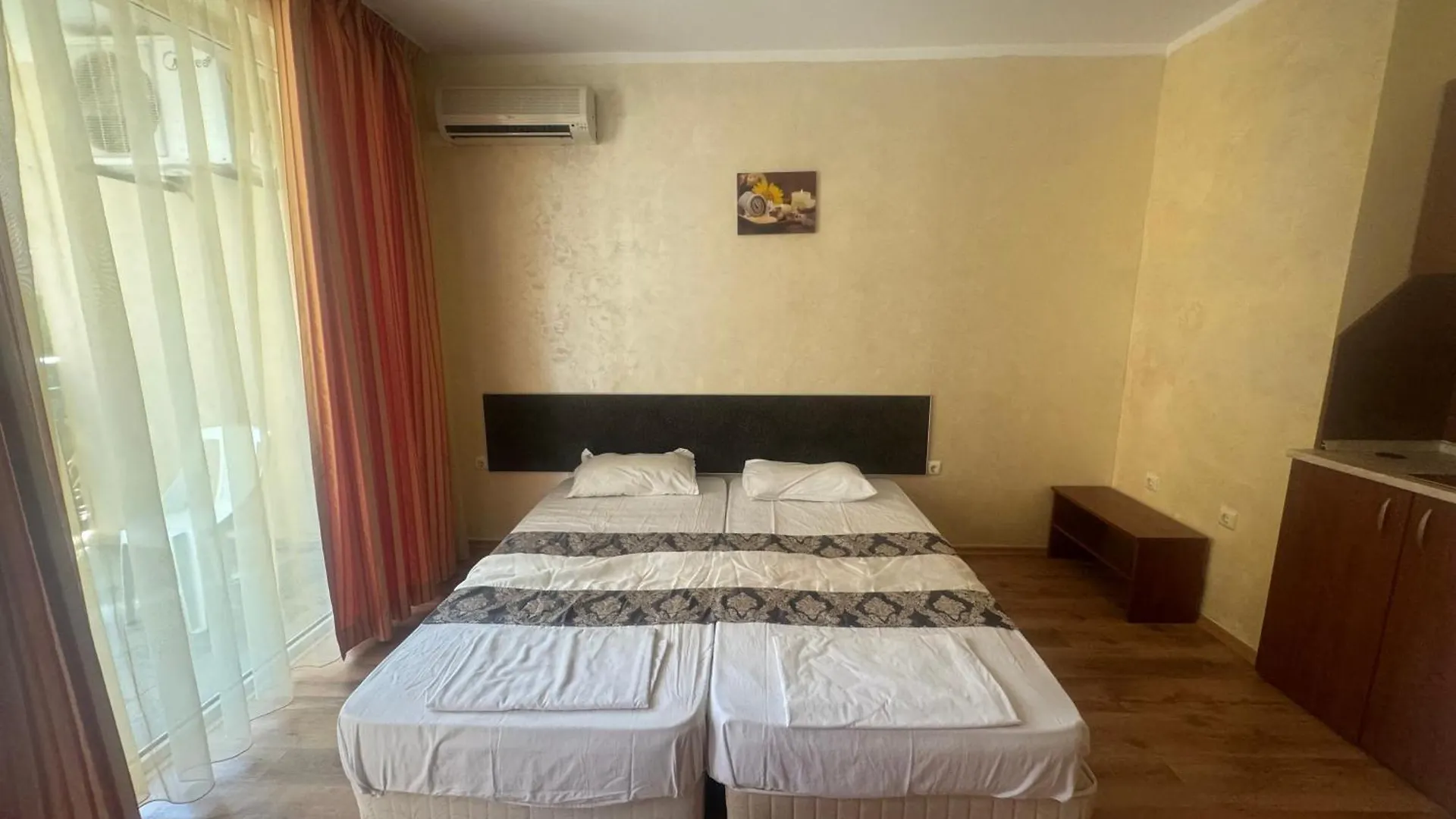 Affittacamere Family Hotel Baha Suites Sunny Beach