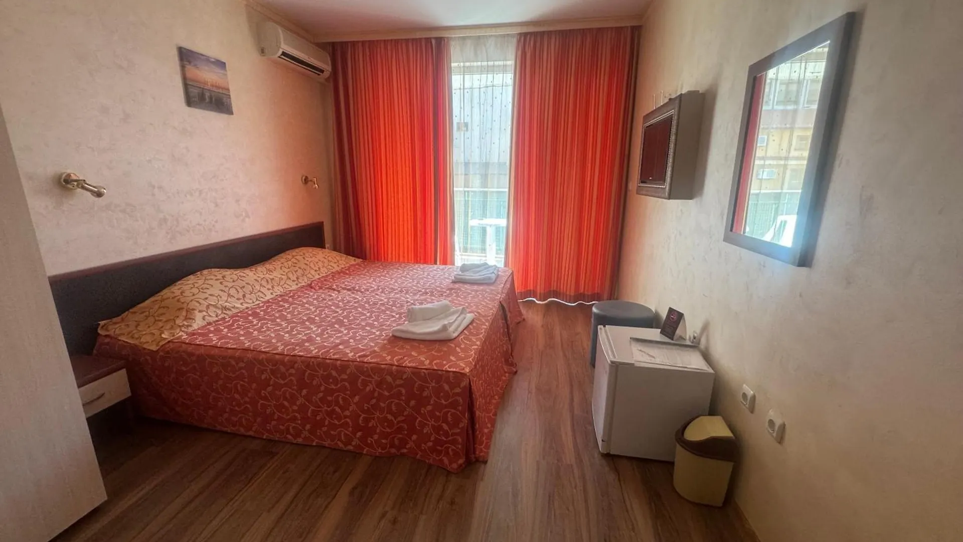 Family Hotel Baha Suites Sunny Beach
