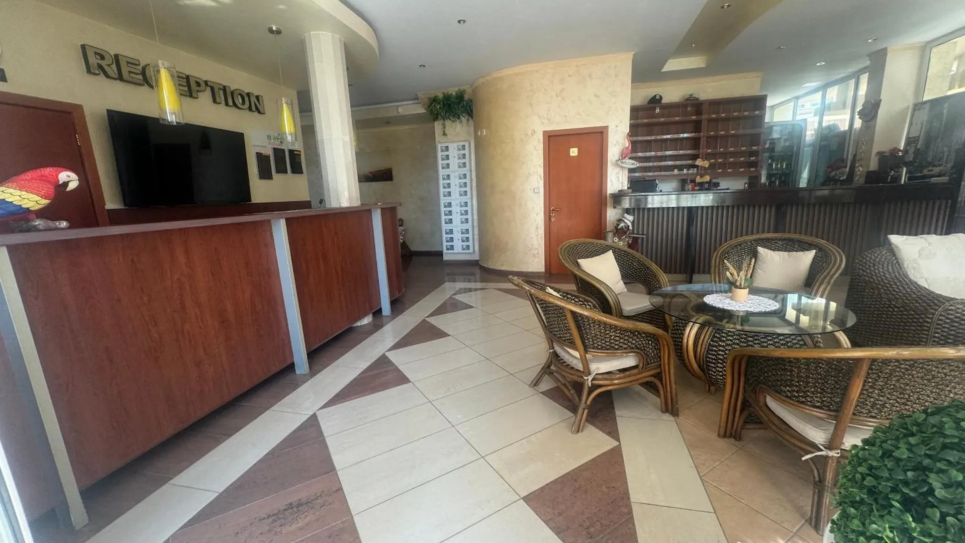 Affittacamere Family Hotel Baha Suites Sunny Beach